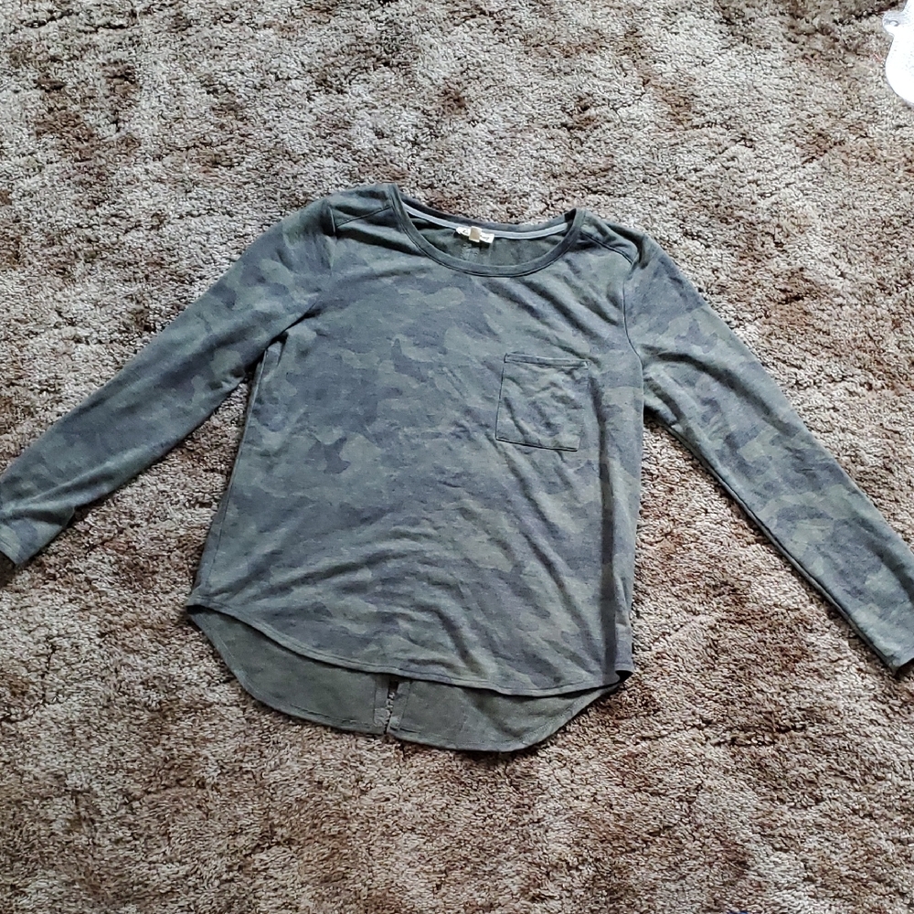 Jane and Delancey Camo Long Sleeve Top